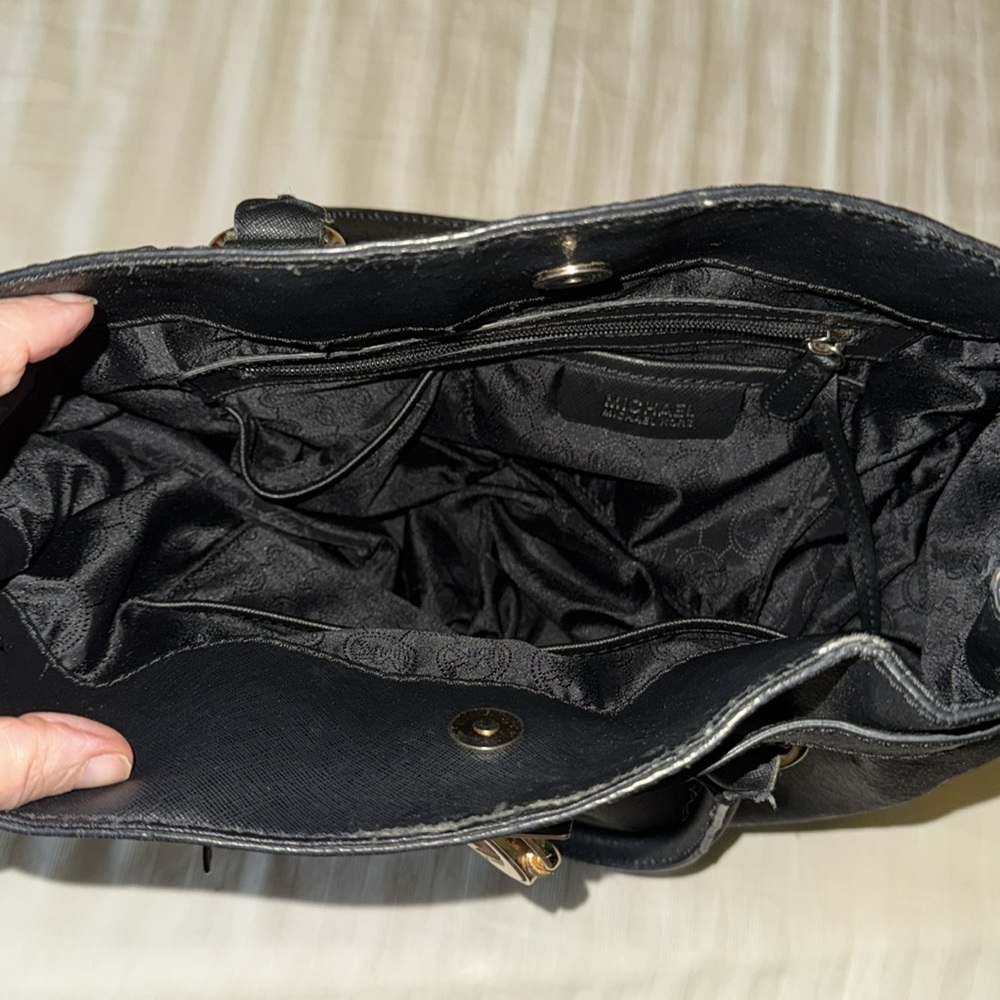 Michael Michael Kors black bag - Picture 12 of 17